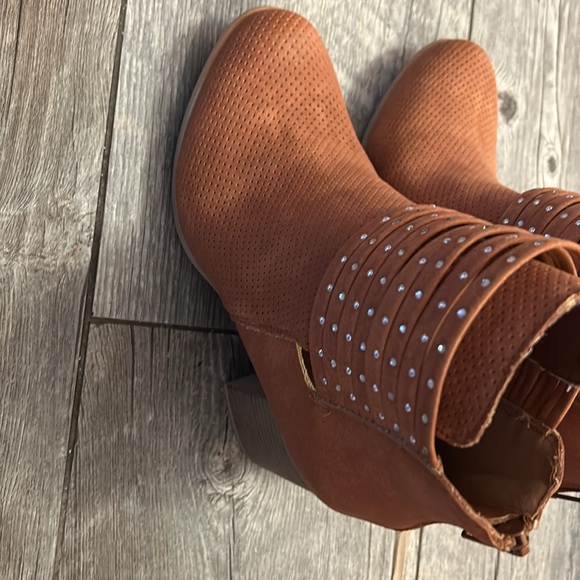 MOJO MOXY Dolce WITH RHINESTONES RUST COLOR WOMENS 6 - Picture 2 of 3